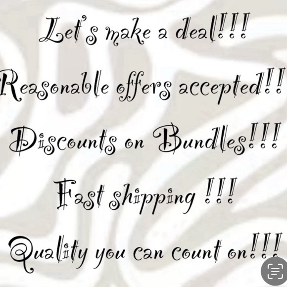 Like new small floral shoulder bag. Super cute bag multi color. - Picture 11 of 11